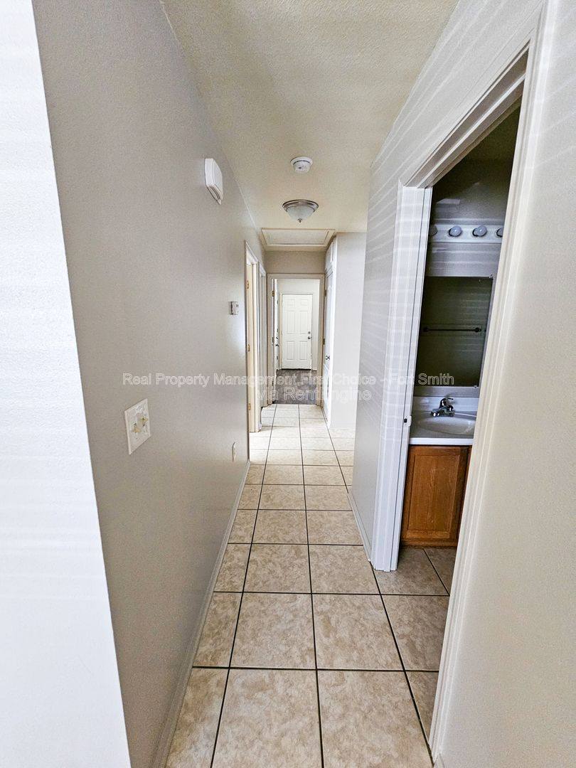 Apartment for rent at 1439 Brazil Ave, Fort Smith, AR 72908