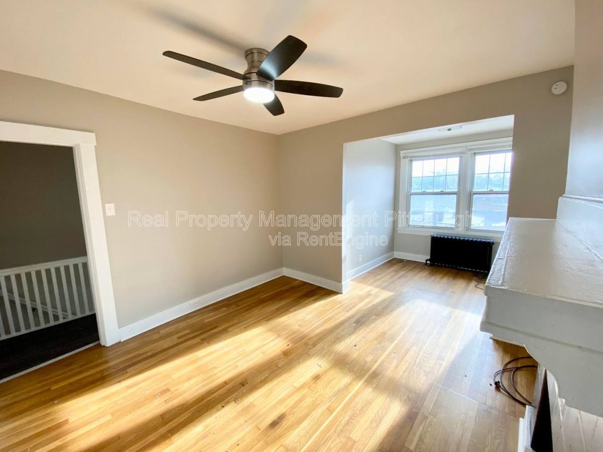 Apartment for rent at 5735 Phillips Ave #2, Pittsburgh, PA 15217