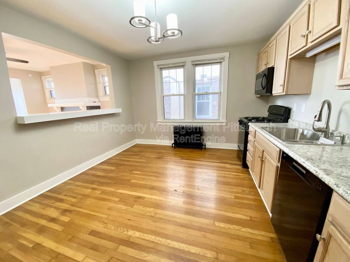Apartment for rent at 5735 Phillips Ave #2, Pittsburgh, PA 15217