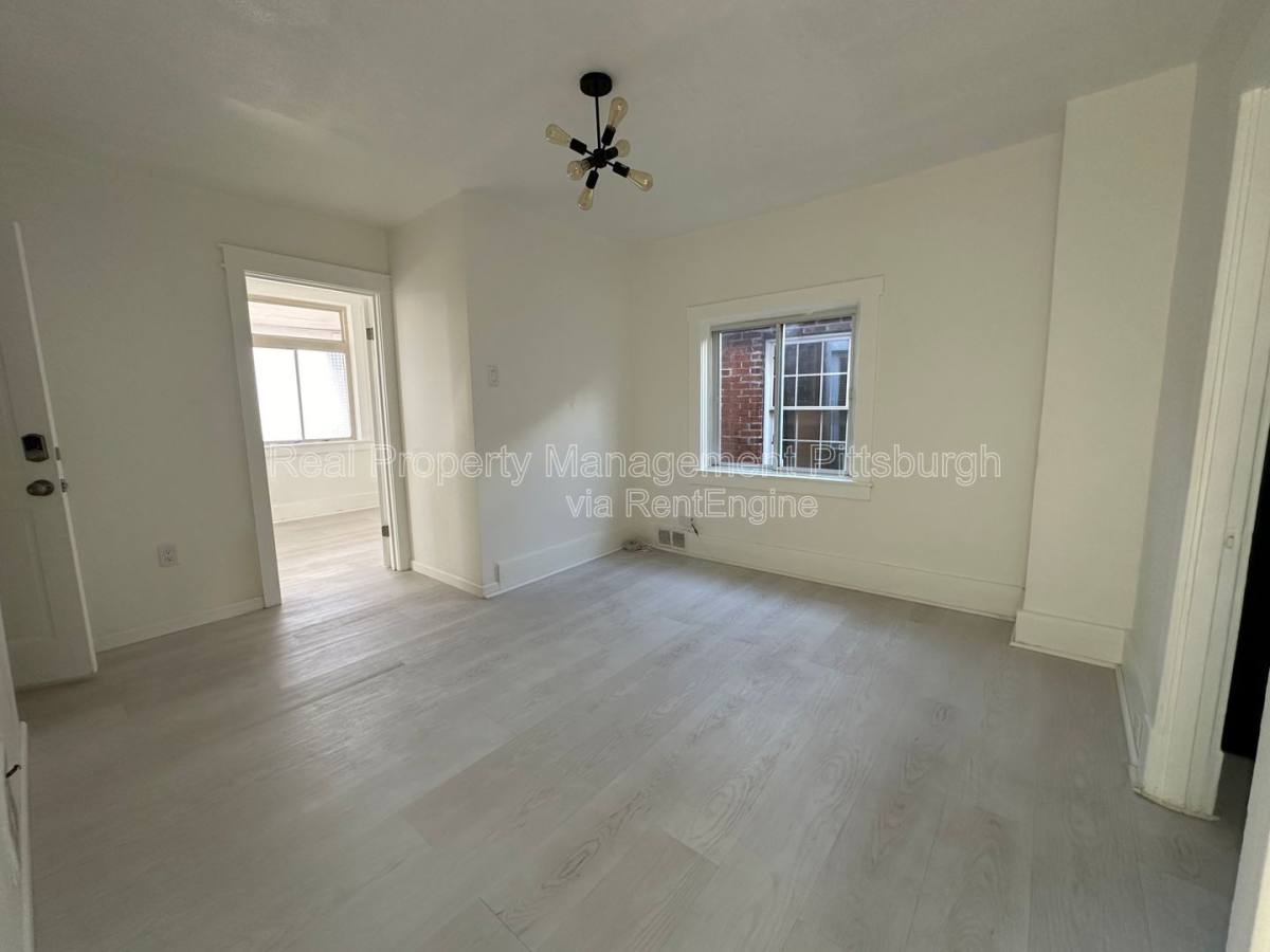 Apartment for rent at 1611 Westmont Ave #2, Pittsburgh, PA 15210