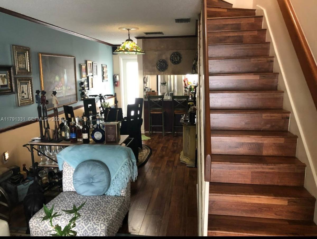 Townhouse for rent at 248 Majorca Ave, Miami, FL 33134