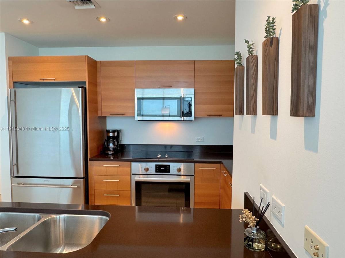 Apartment for rent at 3301 NE 1st Ave, Miami, FL 33137