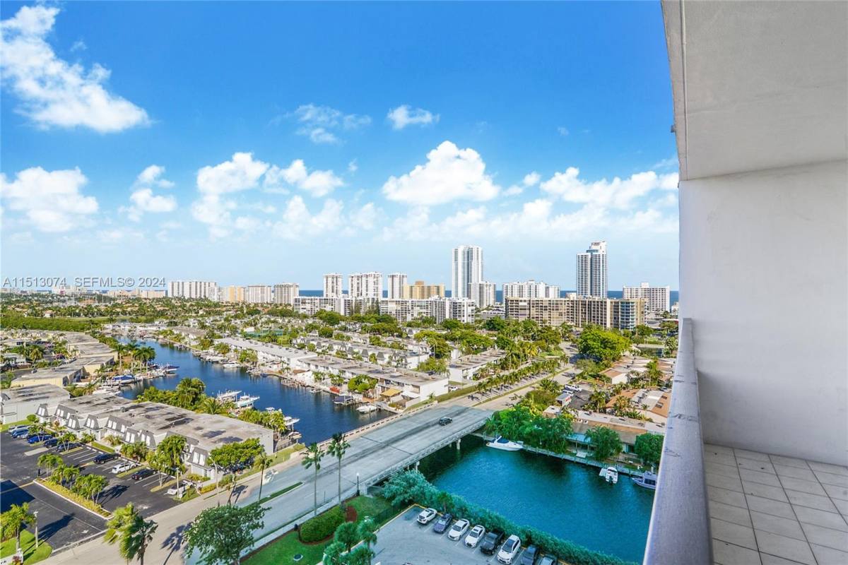 Condo for rent at 2500 Parkview Dr #1610, Hallandale, FL 33009