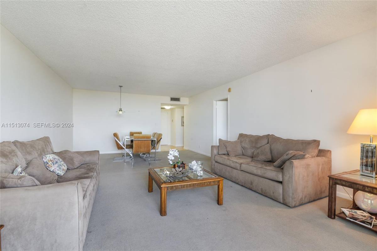 Condo for rent at 2500 Parkview Dr #1610, Hallandale, FL 33009