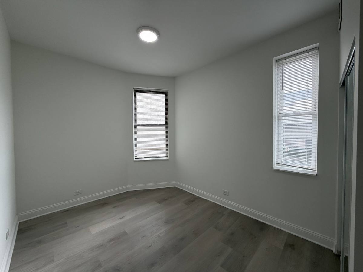 Apartment for rent at 4832 N Winthrop Ave #2W, Chicago, IL 60640