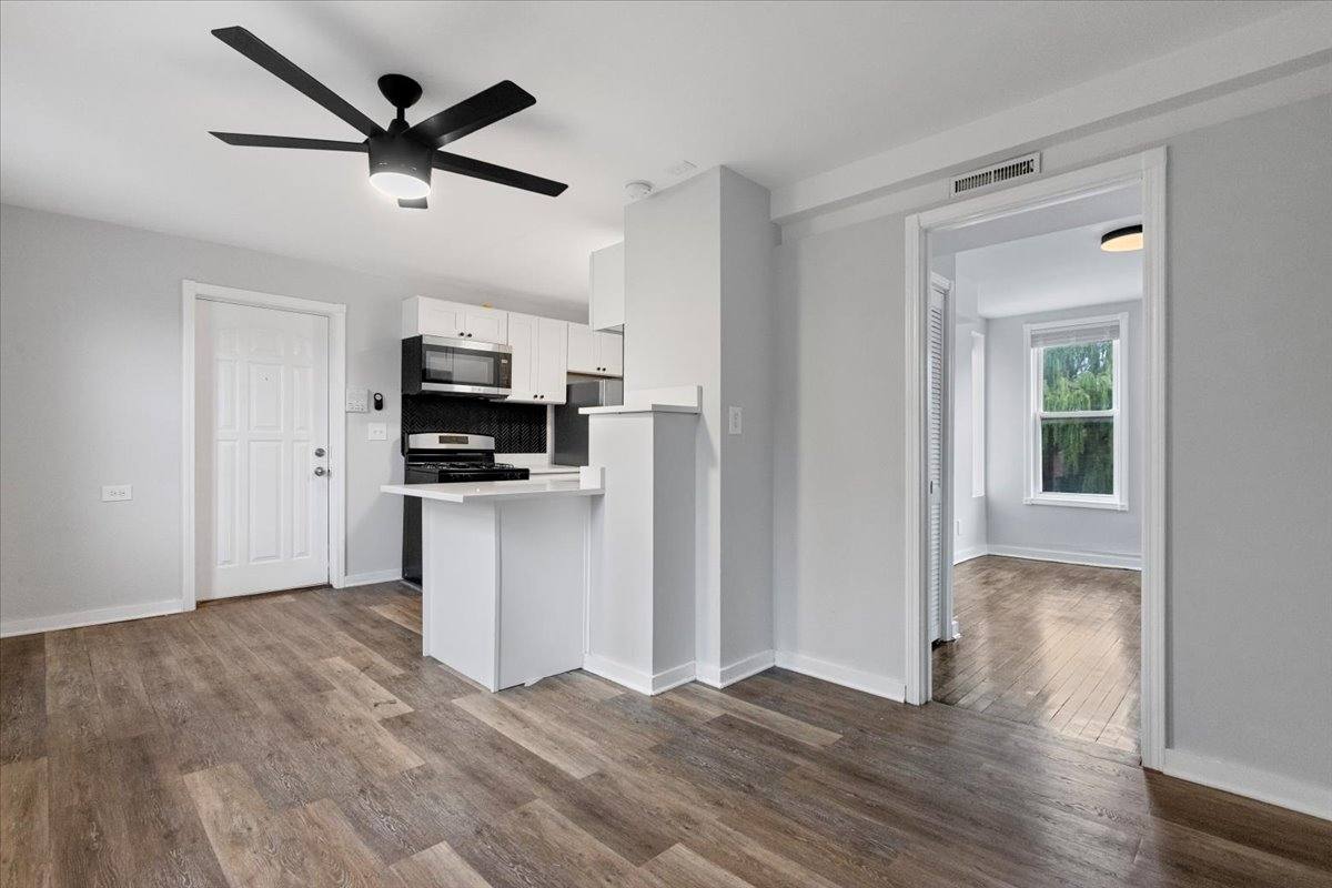 Apartment for rent at 2350 W Augusta Blvd #3, Chicago, IL 60622