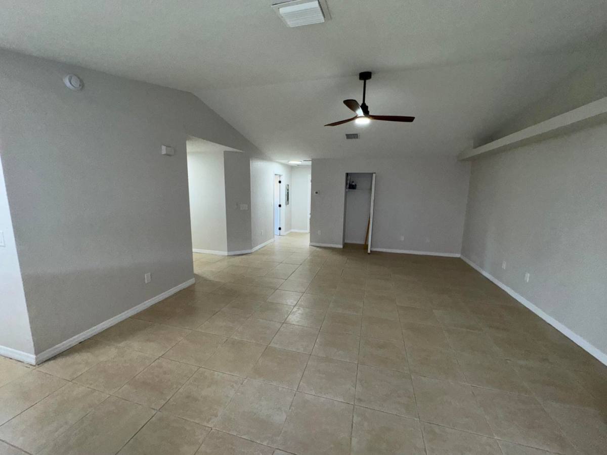 House for rent at 618 NE 1st St #A, Boynton Beach, FL 33435