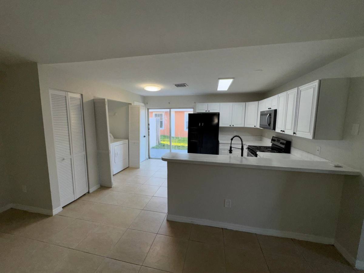 House for rent at 618 NE 1st St #A, Boynton Beach, FL 33435