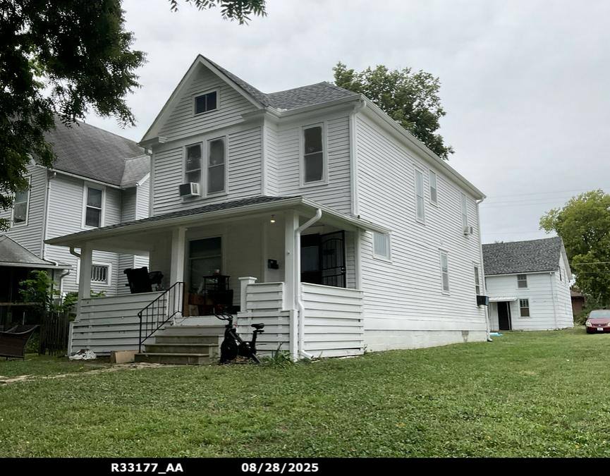 House for rent at 1267 SW Harrison St, Topeka, KS 66612