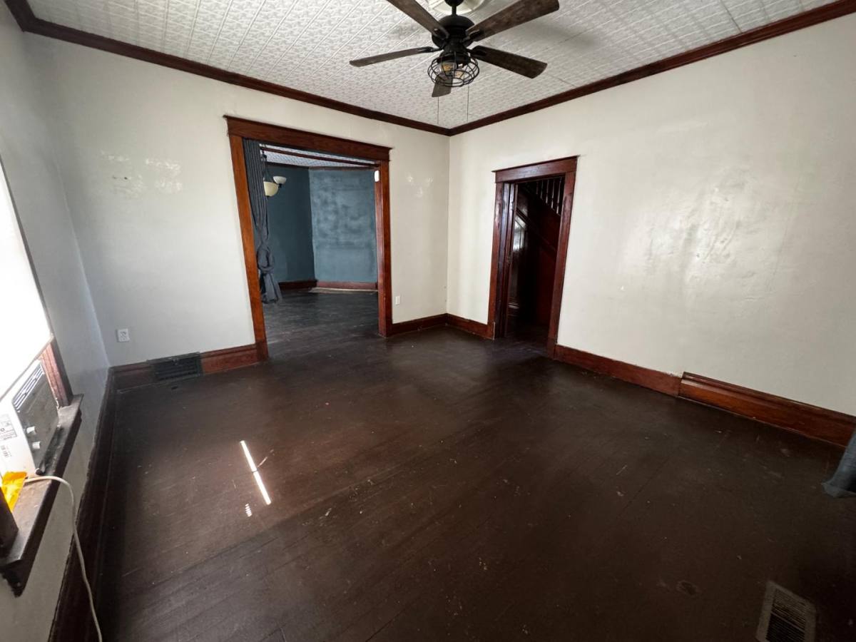 House for rent at 1267 SW Harrison St, Topeka, KS 66612