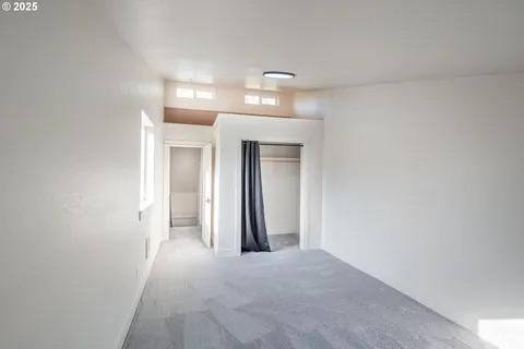 House for rent at 2552 Edison St, Eugene, OR 97402