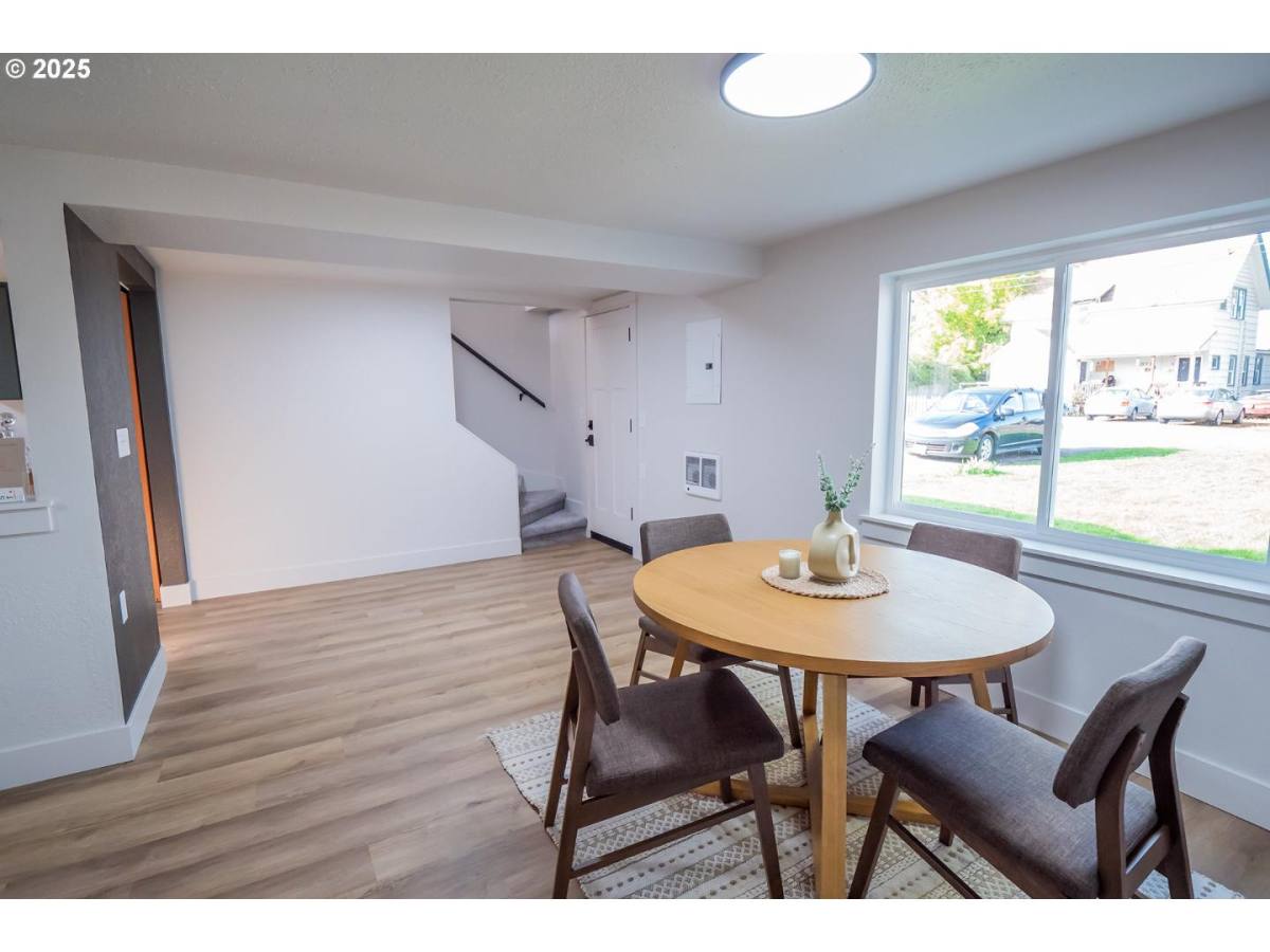 House for rent at 2552 Edison St, Eugene, OR 97402