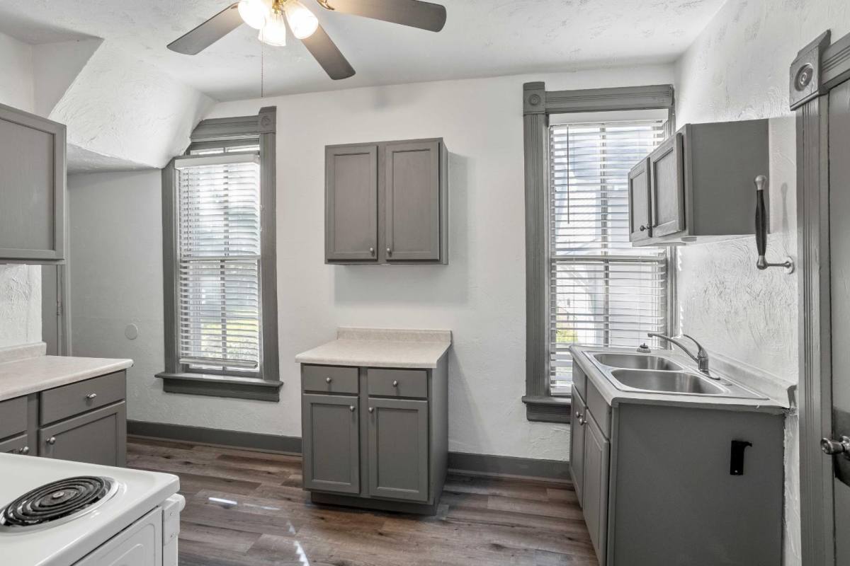 Apartment for rent at 1400 Knapp St #A, Oshkosh, WI 54902