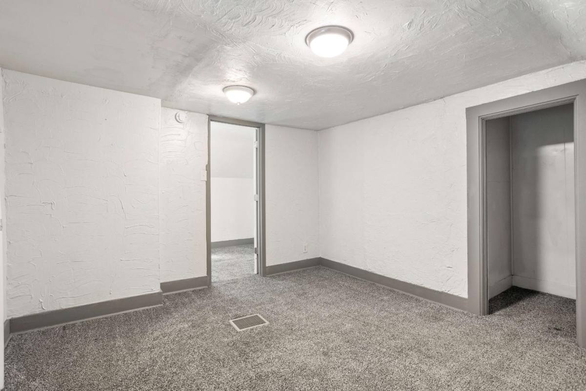 Apartment for rent at 1400 Knapp St #A, Oshkosh, WI 54902
