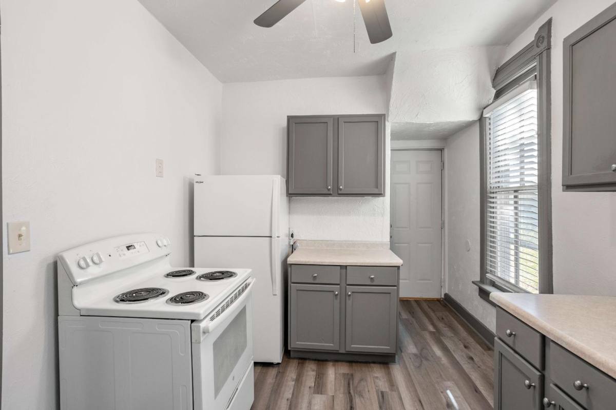 Apartment for rent at 1400 Knapp St #A, Oshkosh, WI 54902