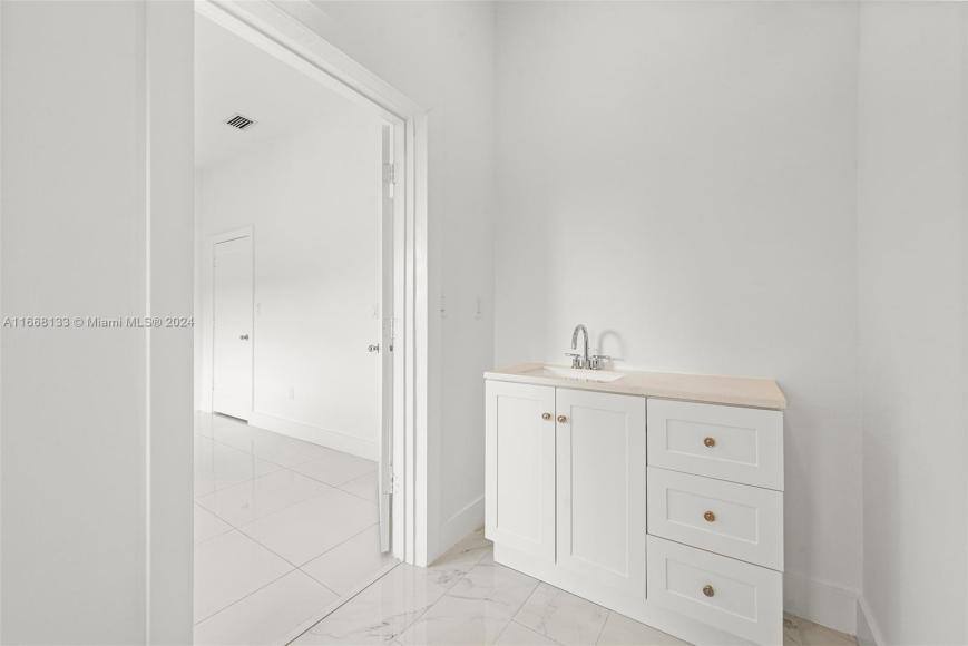 House for rent at 15104 N Miami Ave, Miami, FL 33169