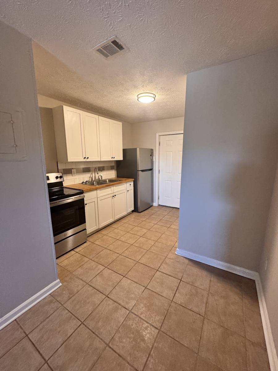 Townhouse for rent at 2888 Parrott Ave NW #A, Atlanta, GA 30318