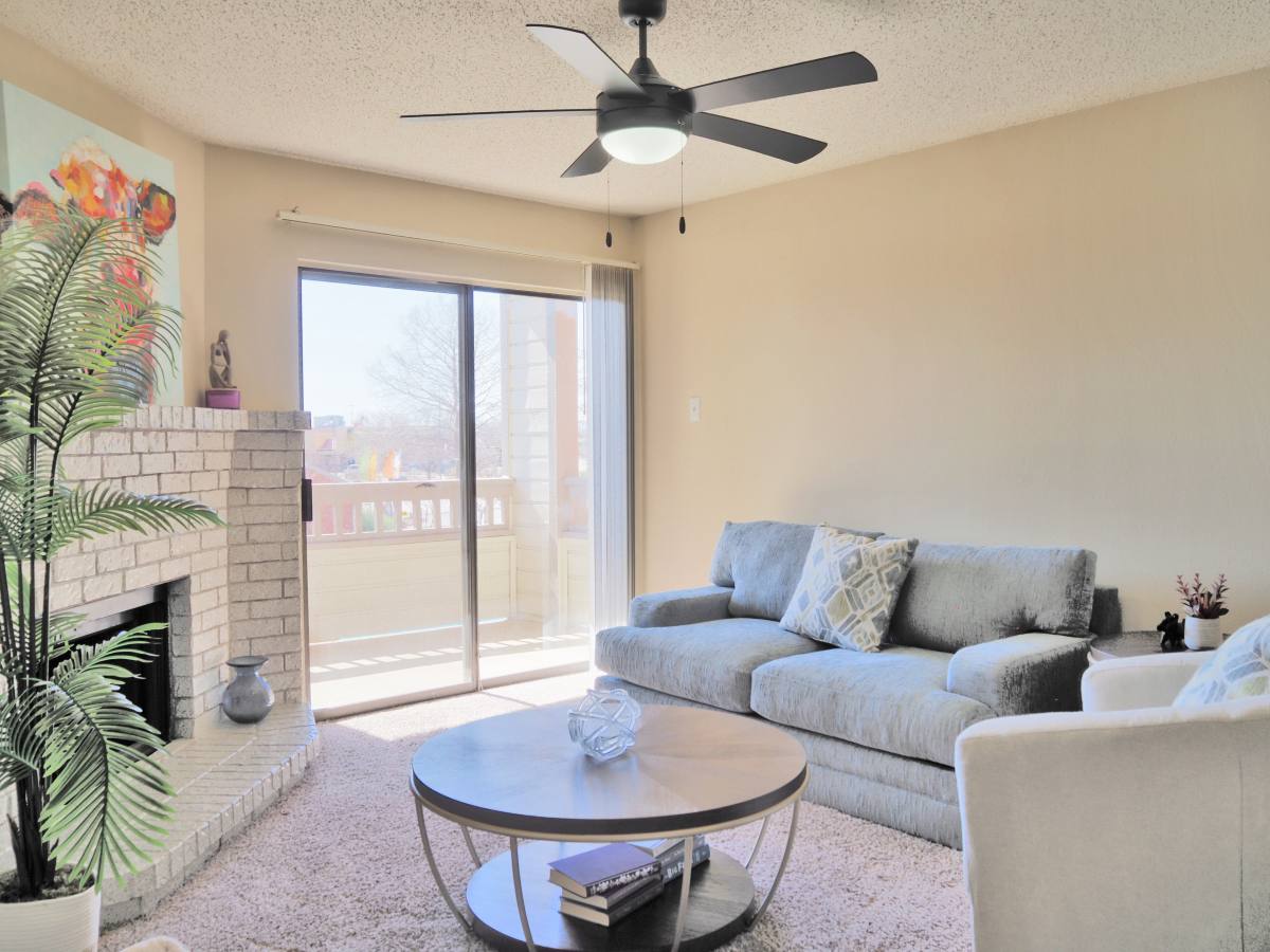 Apartment for rent at Villa Del Mar, 5234 Villa Del Mar Ave, Arlington, TX 76017