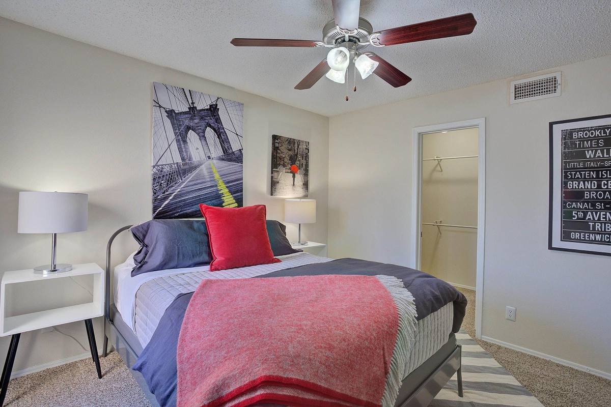 Apartment for rent at Villa Del Mar, 5234 Villa Del Mar Ave, Arlington, TX 76017