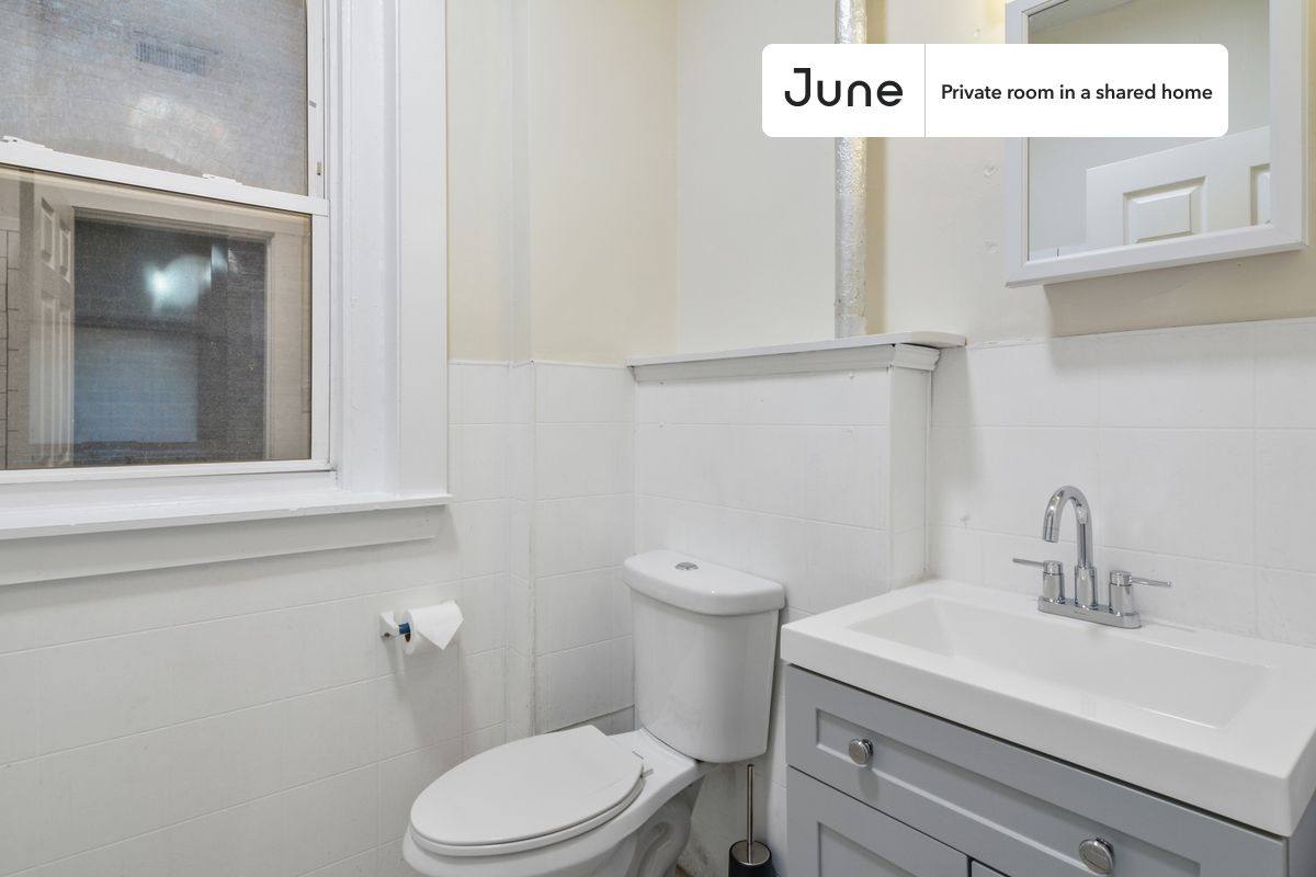 Apartment for rent at 7 Linden St #B, Allston, MA 02134