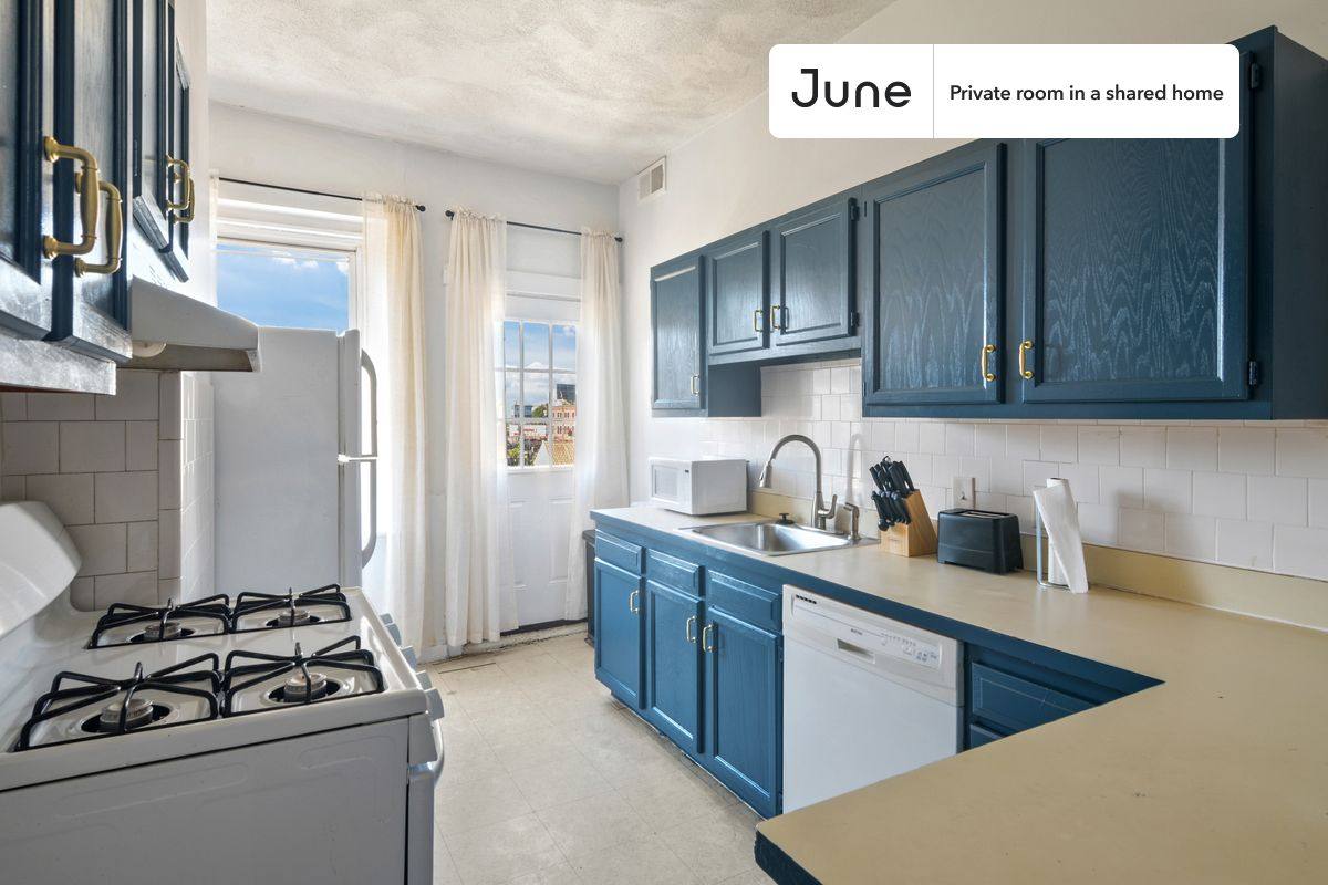 Apartment for rent at 7 Linden St #B, Allston, MA 02134