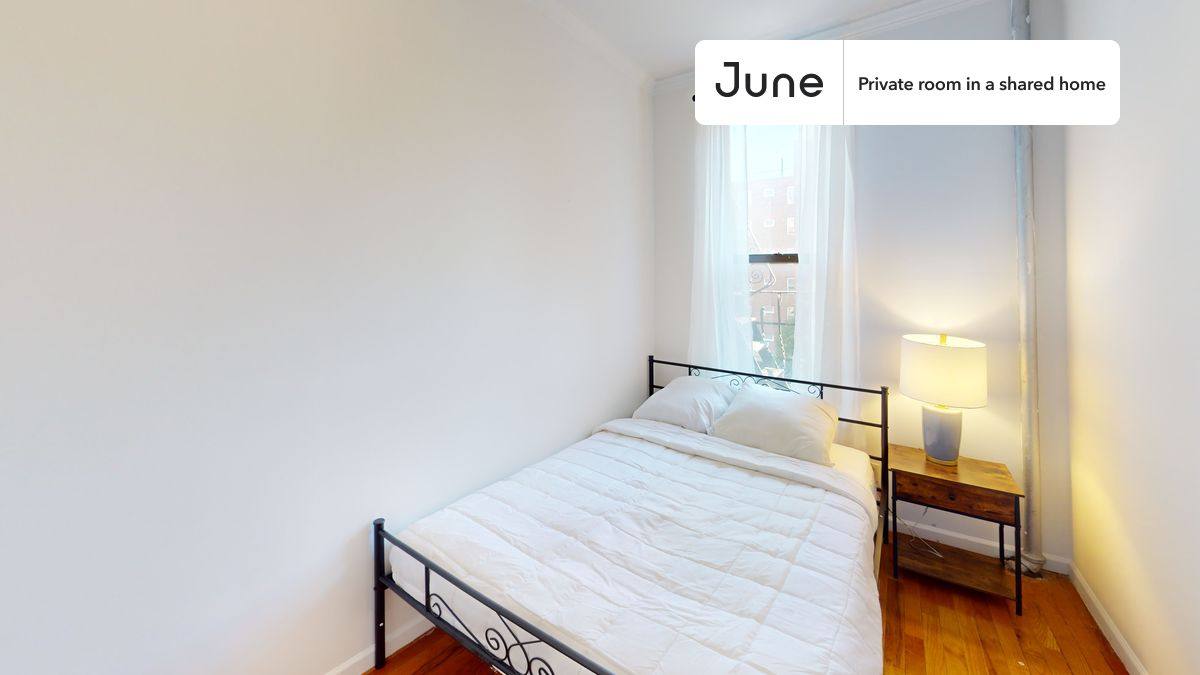 Apartment for rent at 133 Ave D #B, New York, NY 10009