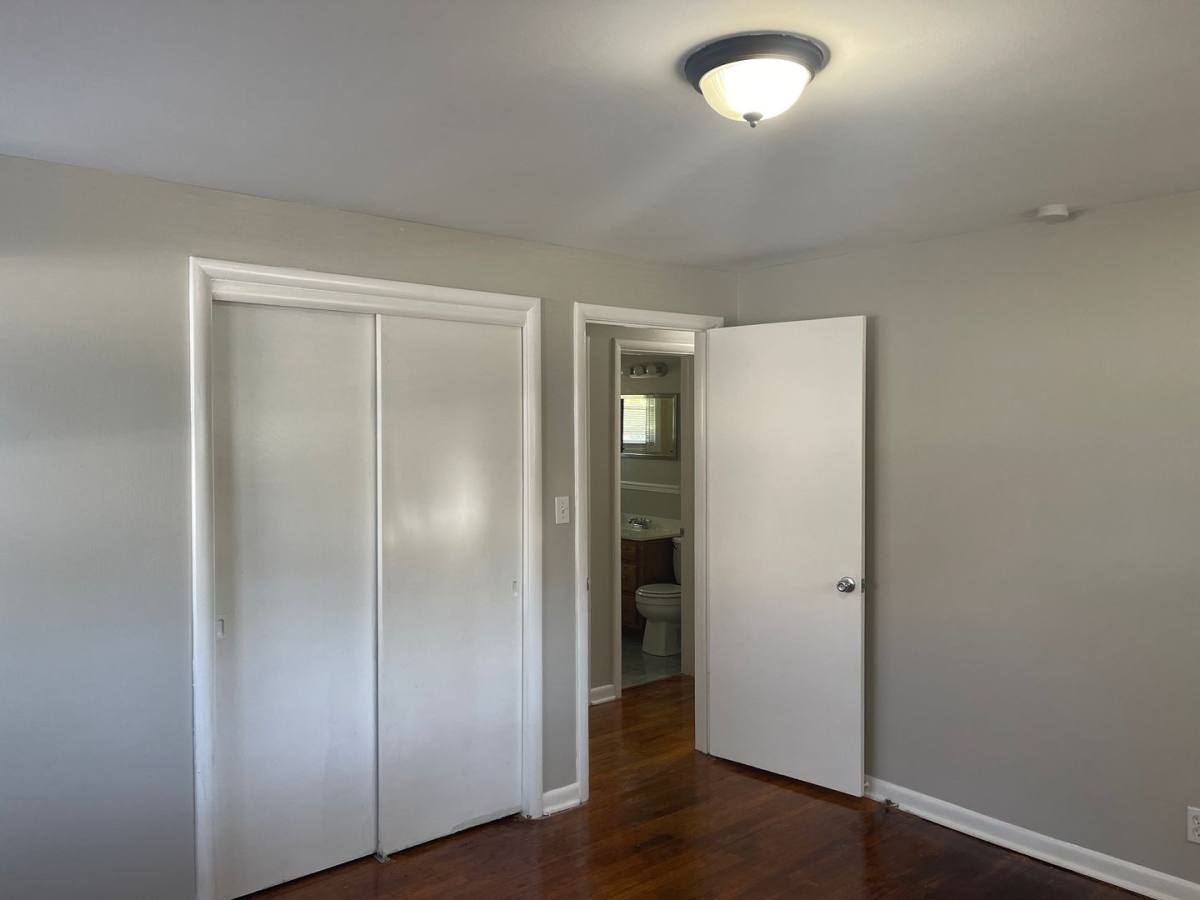 House for rent at 7704 E 75th Terrace, Kansas City, MO 64138