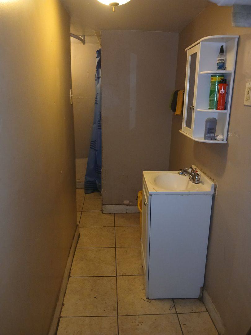 Apartment for rent at 20-22 Rockland Terrace, Newark, NJ 07106
