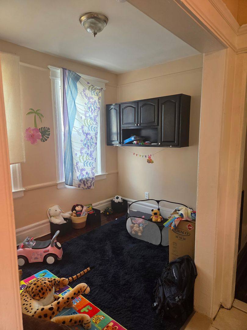 Apartment for rent at 20-22 Rockland Terrace, Newark, NJ 07106