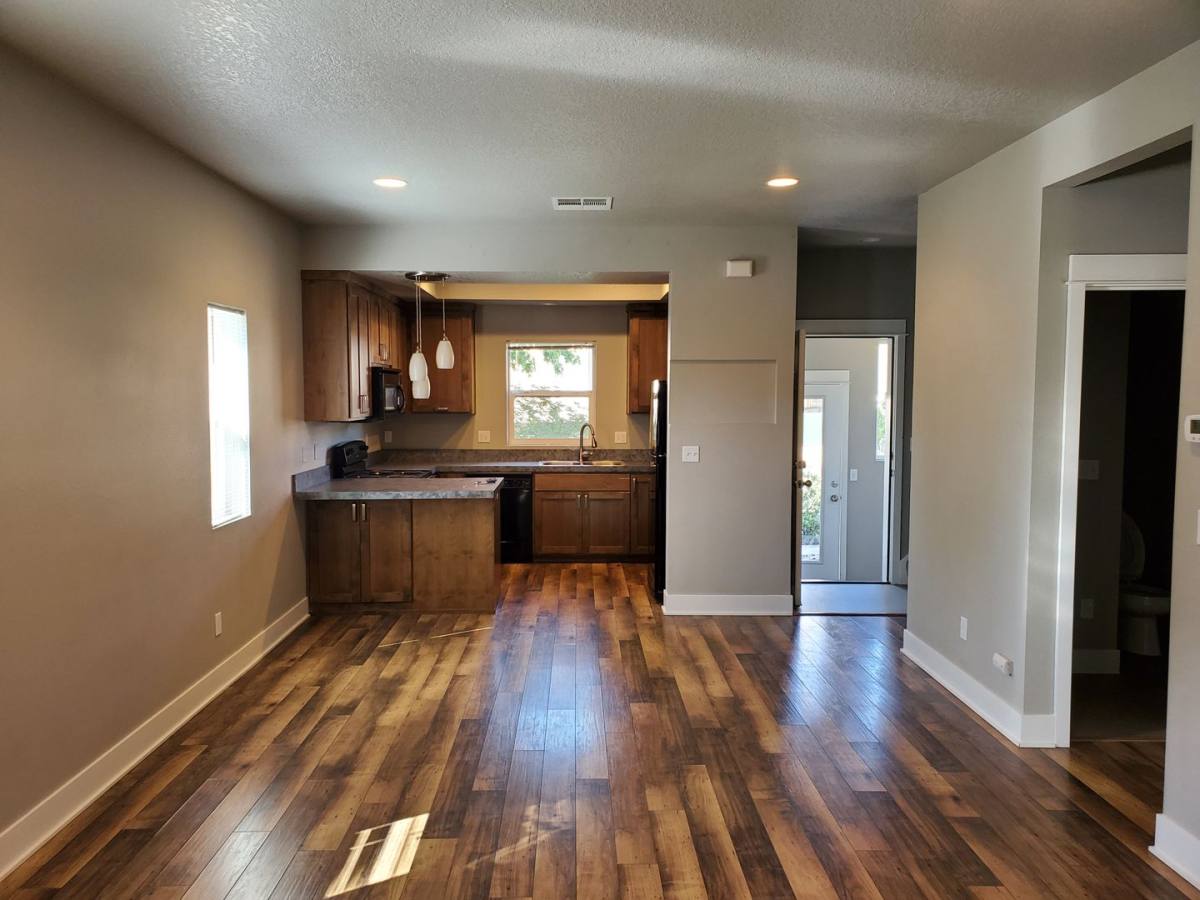 Apartment for rent at 1908 Alder, Eugene, OR 97405
