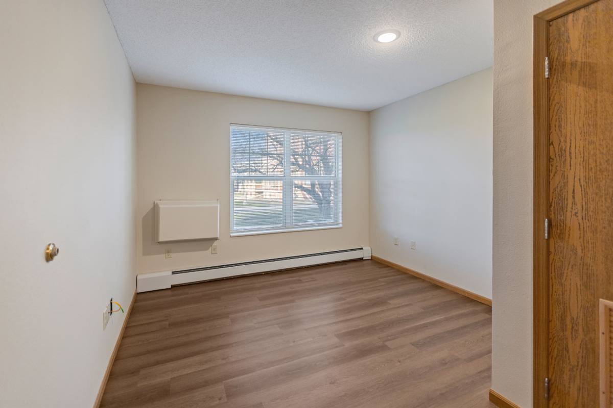 Apartment for rent at 215 Huseth St, Kenyon, MN 55946