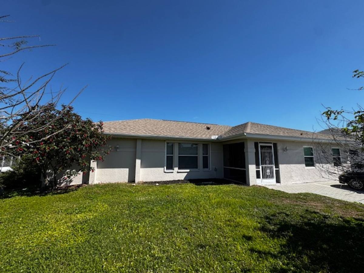 House for rent at 8409 Tahiti Rd #A, Fort Myers, FL 33967