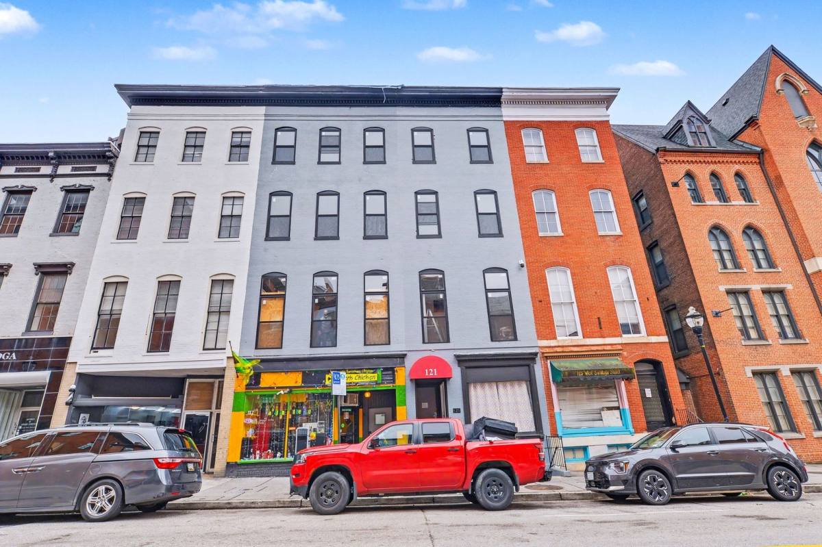 Apartment for rent at 117 W Saratoga St, Baltimore, MD 21201