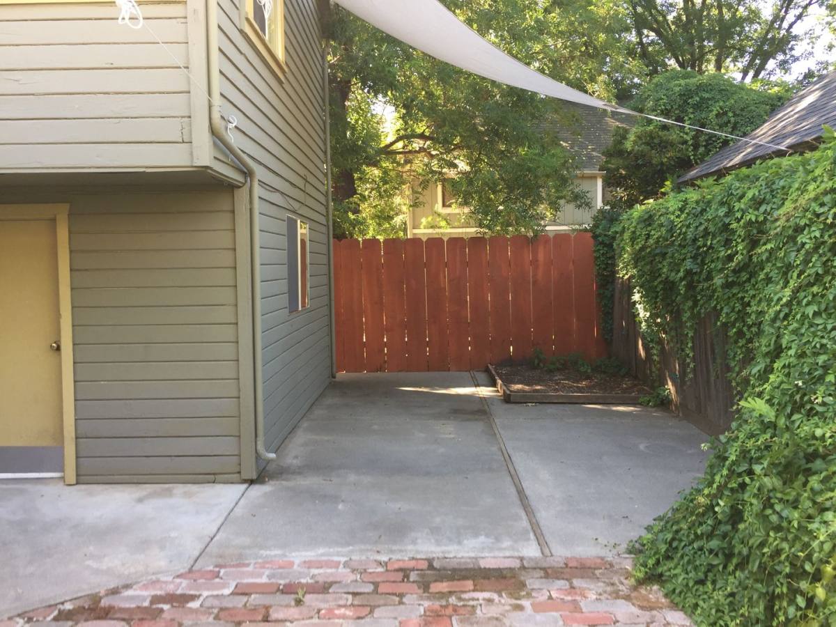 Apartment for rent at 484 1 2 E, Chico, CA 95926