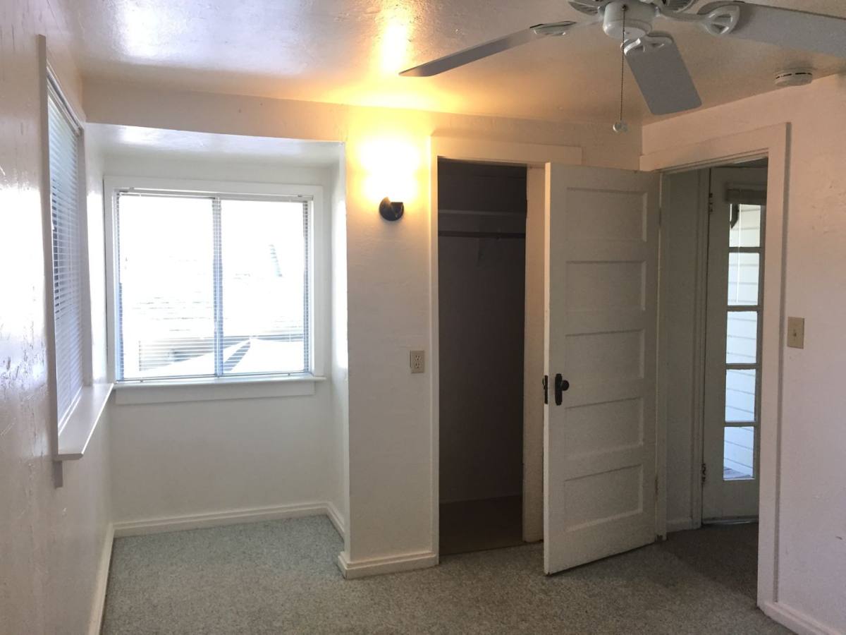 Apartment for rent at 484 1 2 E, Chico, CA 95926