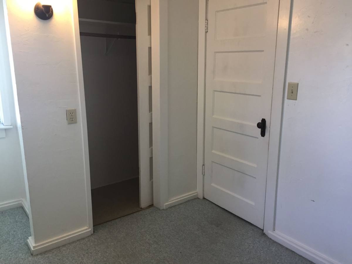 Apartment for rent at 484 1 2 E, Chico, CA 95926