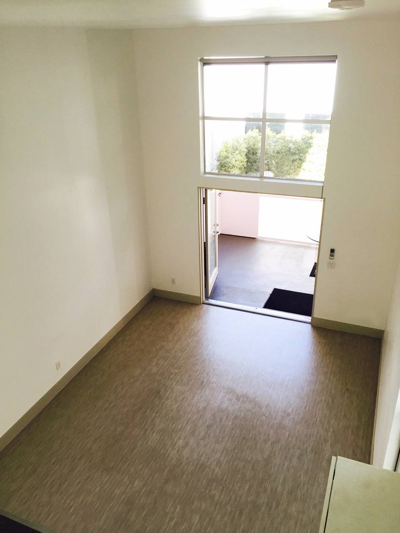 Apartment for rent at 3077 N Park Way, San Diego, CA 92104