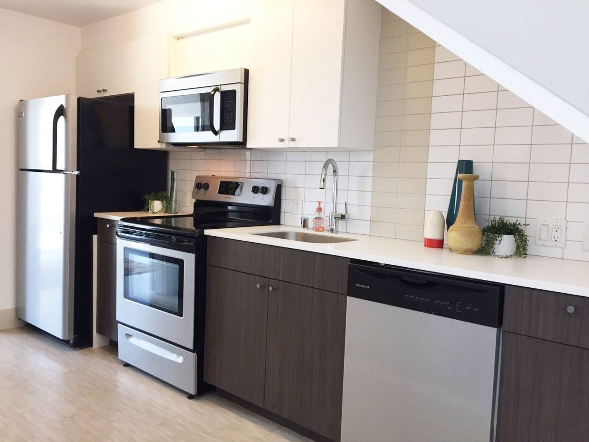Apartment for rent at 3077 N Park Way, San Diego, CA 92104