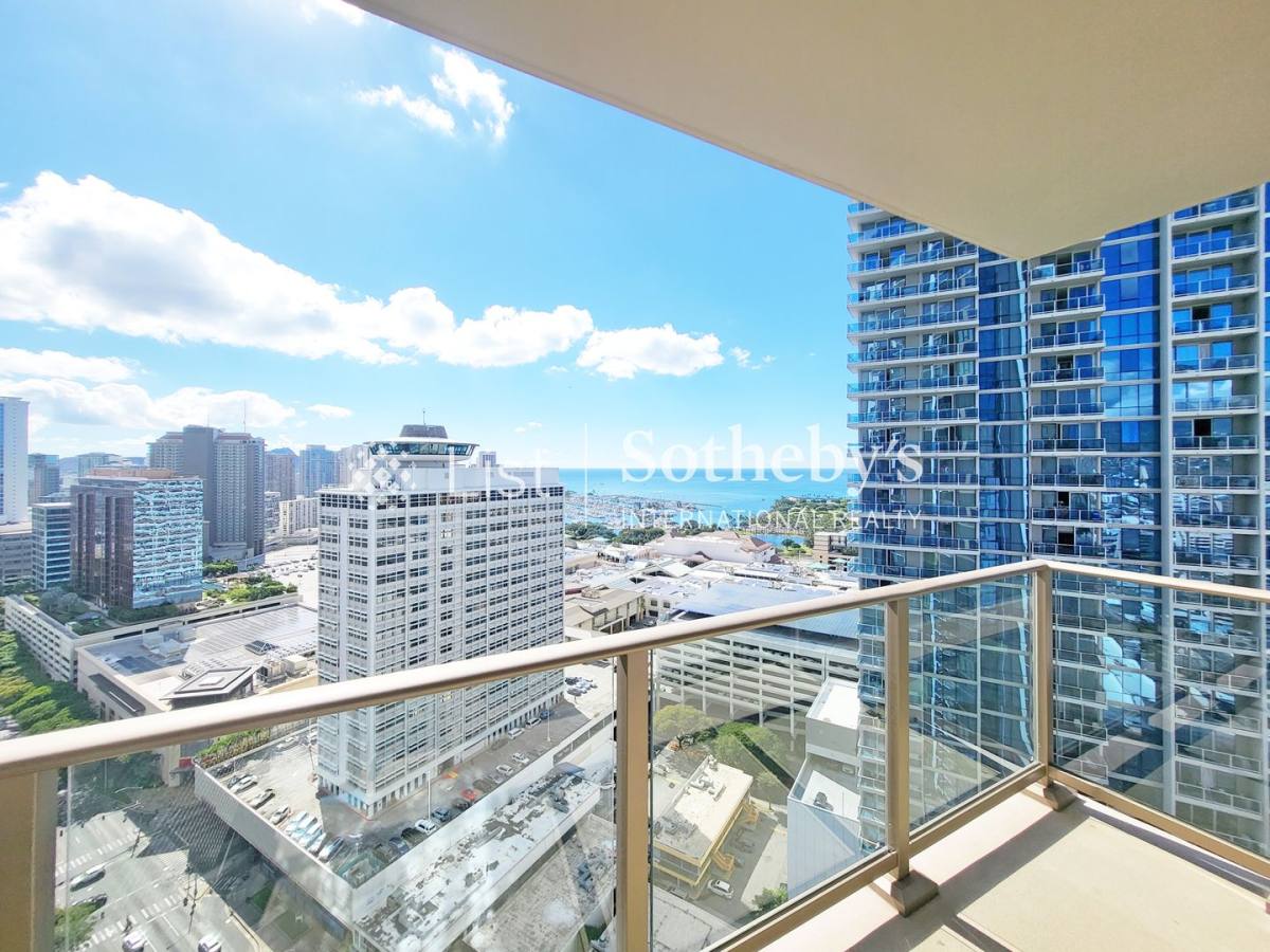Apartment for rent at 1388 Kapiolani Blvd, Honolulu, HI 96814