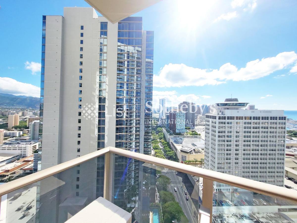 Apartment for rent at 1388 Kapiolani Blvd, Honolulu, HI 96814