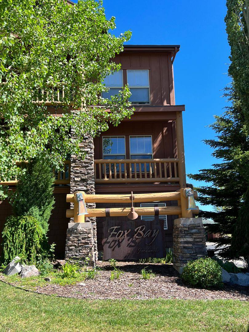 Condo for rent at 1699 W Fox Bay Dr, Heber City, UT 84032