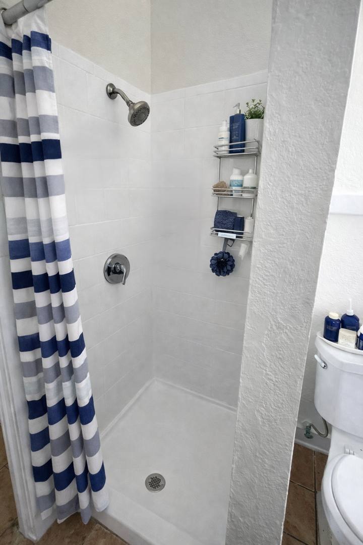 Apartment for rent at 1009 Stanley Ave, Long Beach, CA 90804