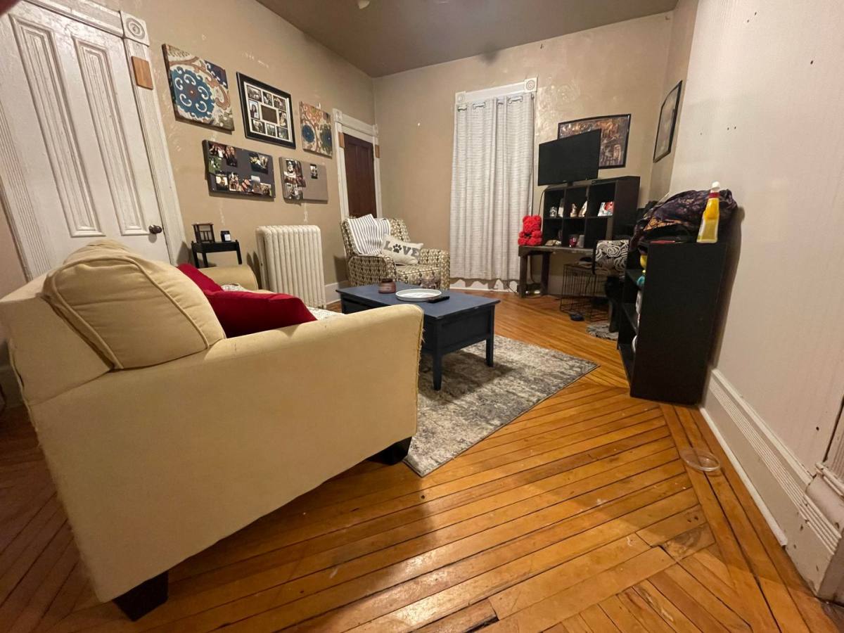 Apartment for rent at 1216 State St, La Crosse, WI 54601