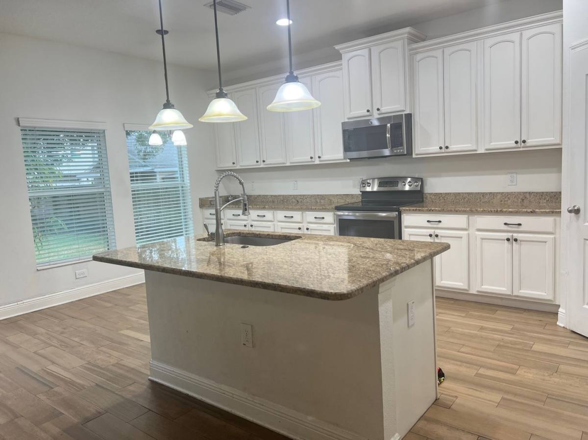 House for rent at 1133 14th St N, Saint Petersburg, FL 33705