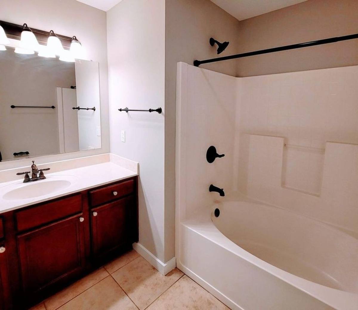 Townhouse for rent at 108 Hawkins Rd #C, Fort Walton Beach, FL 32547