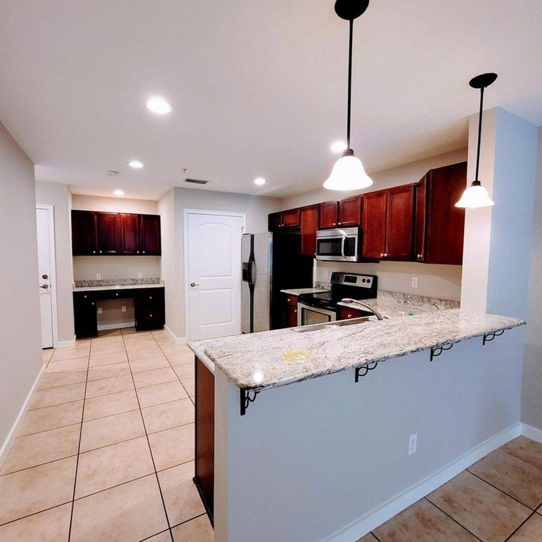 Townhouse for rent at 108 Hawkins Rd #C, Fort Walton Beach, FL 32547