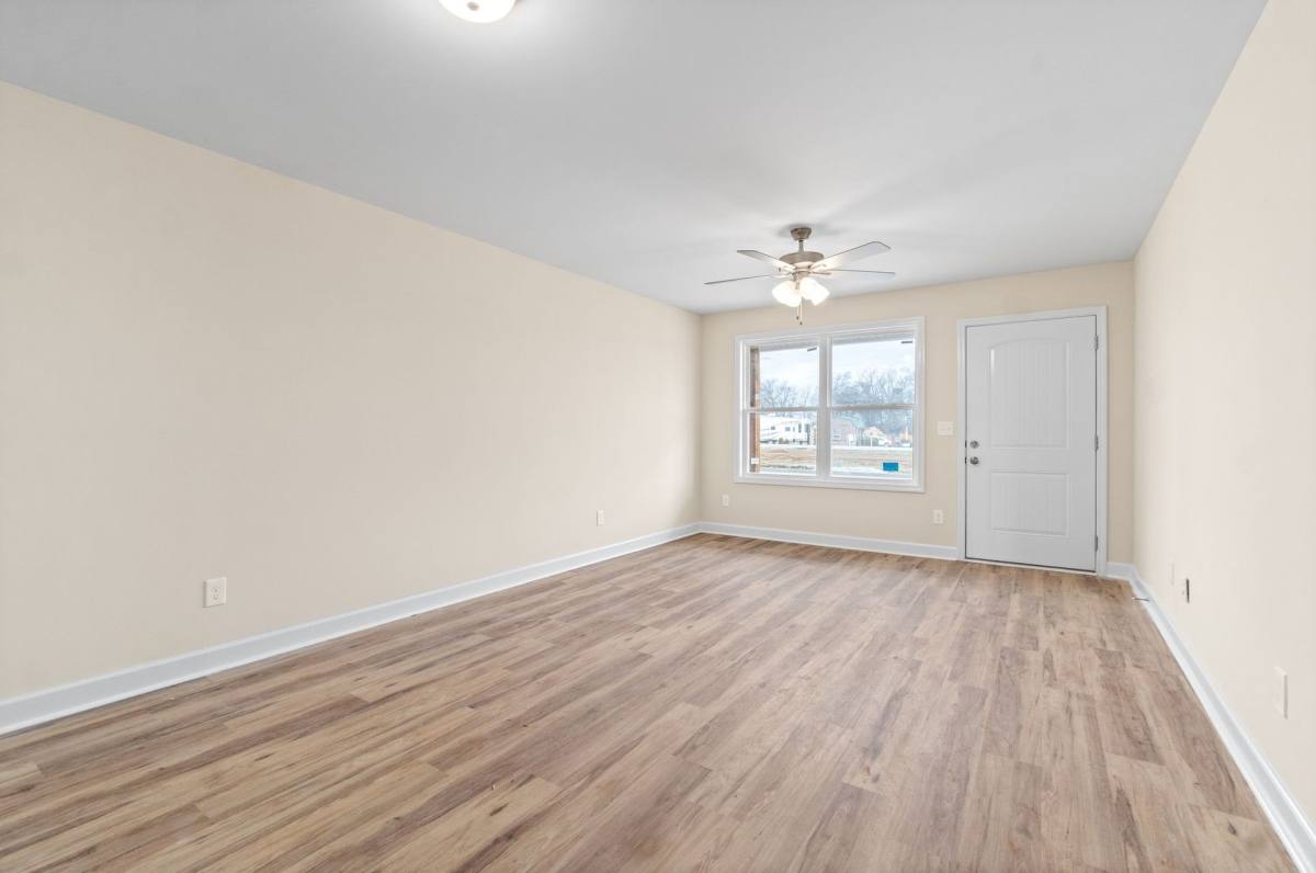 Apartment for rent at 9550 Russellville Rd, Guthrie, KY 42234