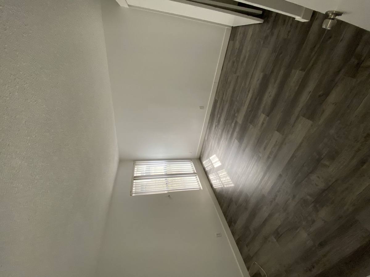 Apartment for rent at 11708 Oxford Ave, Hawthorne, CA 90250