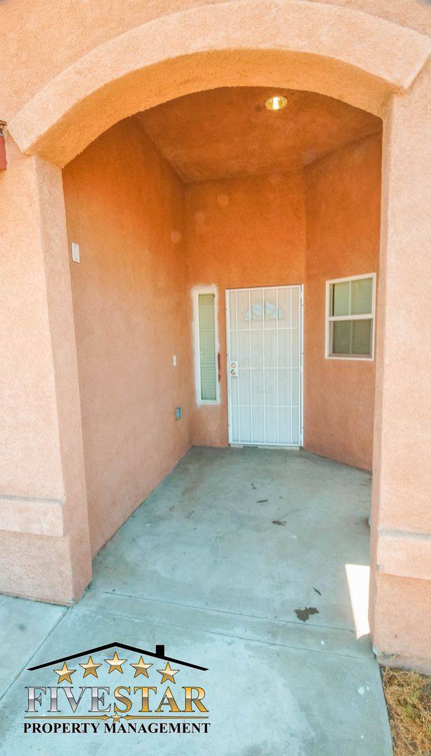 House for rent at 3610 Madison Ave, Bakersfield, CA 93307