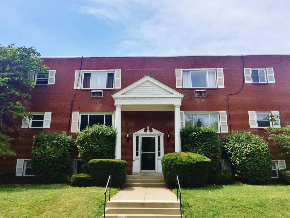 Townhouse for rent at 304 S Winebiddle St, Pittsburgh, PA 15224